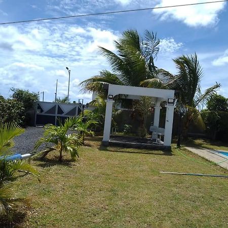 Ejc Villa Flic en Flac Luaran gambar