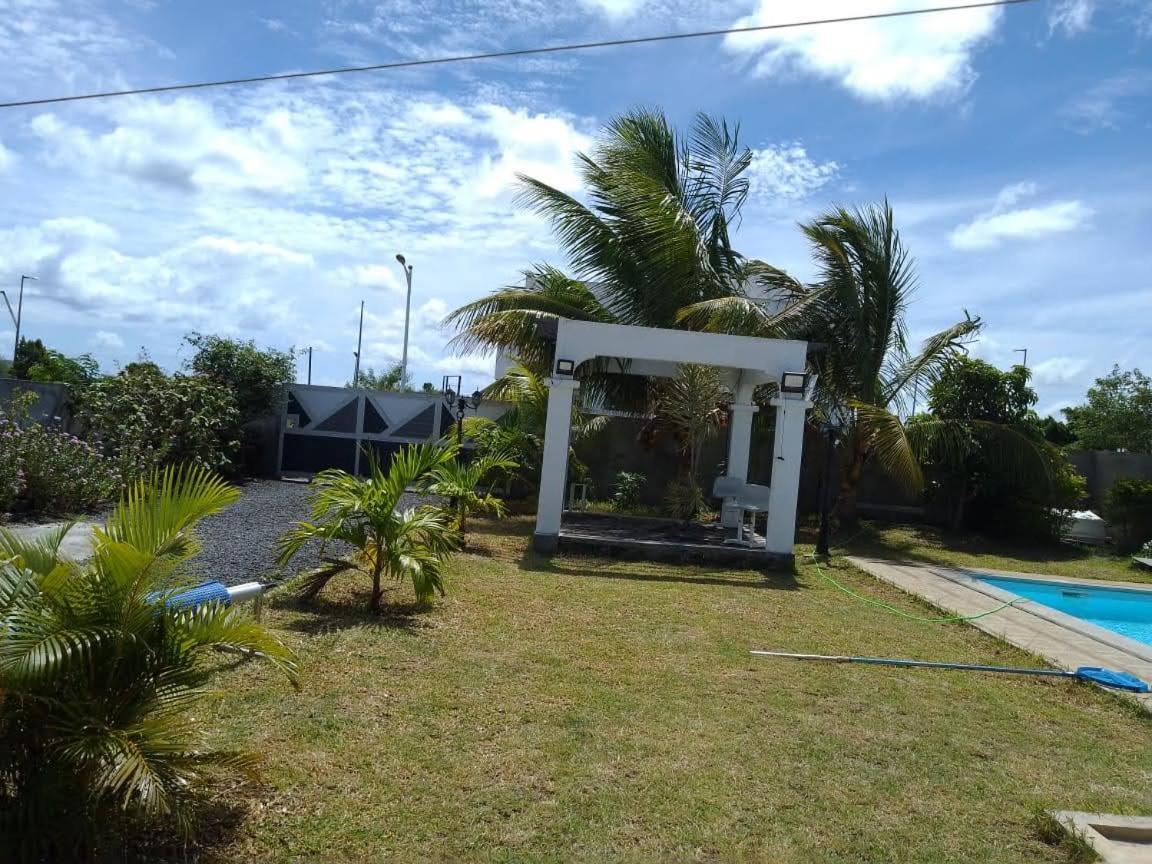 Ejc Villa Flic en Flac Luaran gambar